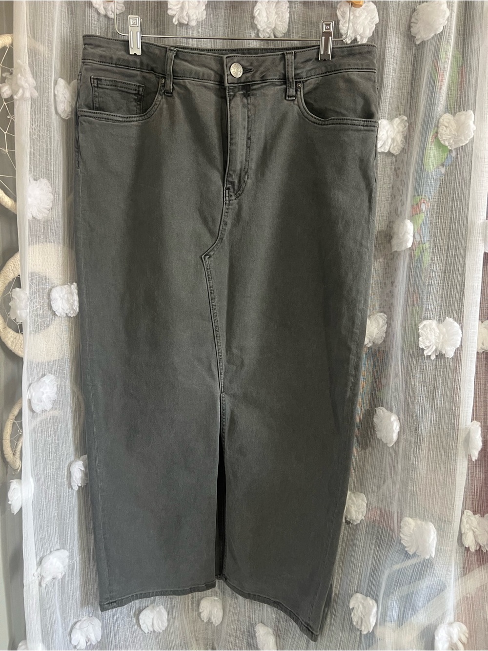 Kut from the Kloth  kindra skirt Charcoal Grey Denim Skirt